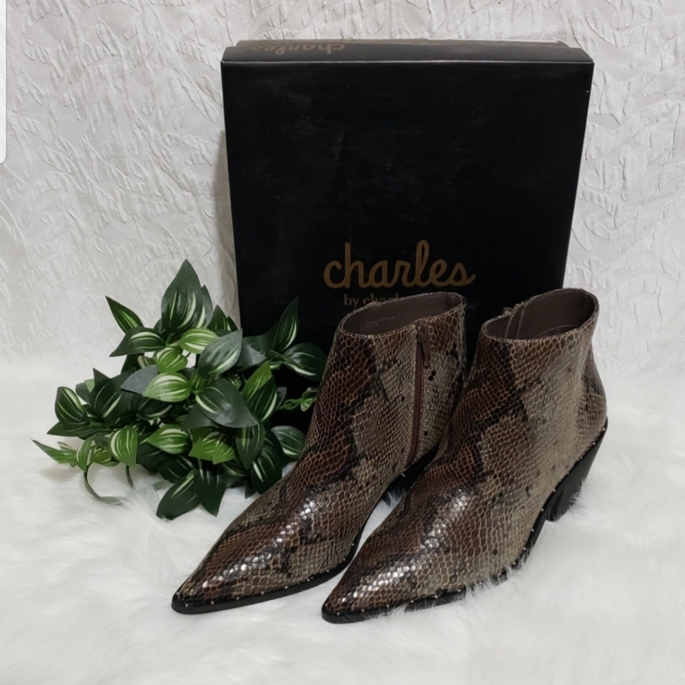 🔥🔥CHARLES BY CHARLES DAVID Women's Plato Bootie - Dark Brown Snake Print🔥🔥